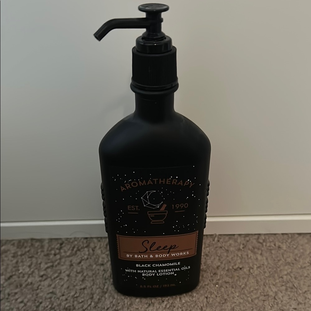 Bath & Body Works Aromatherapy Black Chamomile Lotion
